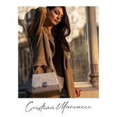 Touch the value of craftsmanship that blends with modernity giving life to a unique accessory.
.
.
.
.
#CristianMarcucci #GEMMA  #Shearling #madeinitaly #borseartigianali #italianbag #shoponline #handcrafted #italiancraftmanship