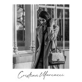 A collection of timeless bags, experience and passion. Each bag contains the essence of #CristianMarcucci.
.
.
.
.
#CristianMarcucci #GEMMA #Shearling #madeinitaly #borseartigianali #italianbag #shoponline #handcrafted #italiancraftmanship